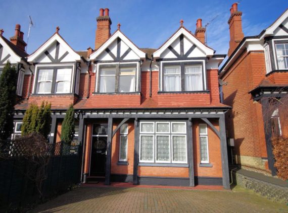 1 Bedroom Flat